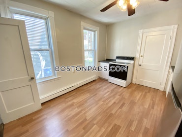 Boston - 4 Beds, 2 Baths