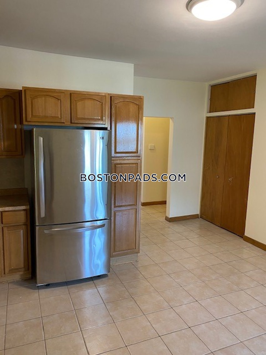 BOSTON - ROSLINDALE - 2 Beds, 1 Bath - Image 10