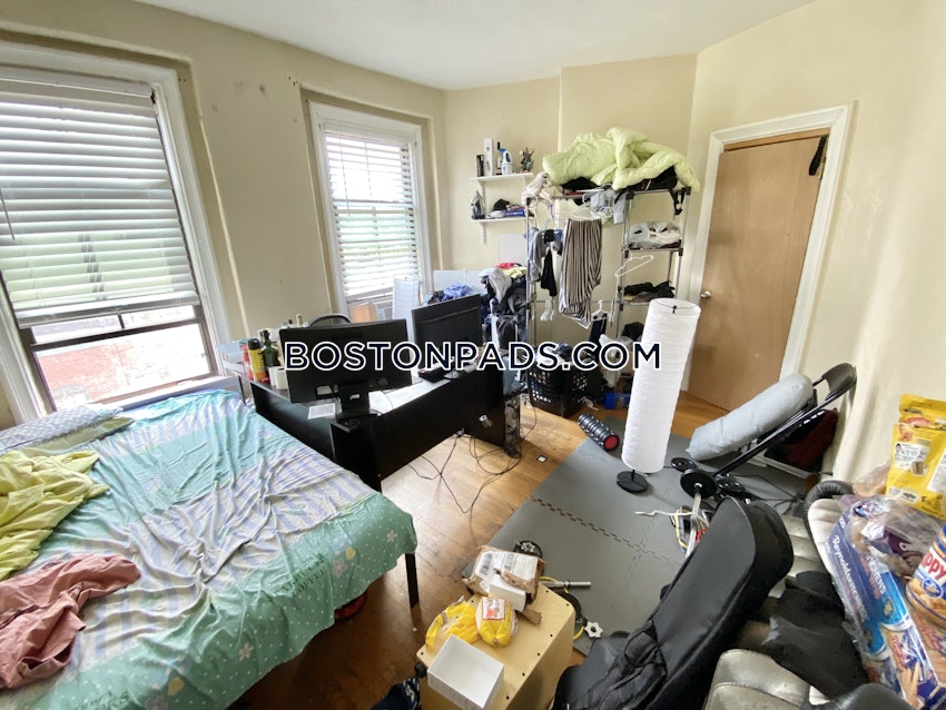 BOSTON - NORTHEASTERN/SYMPHONY - 3 Beds, 1 Bath - Image 25