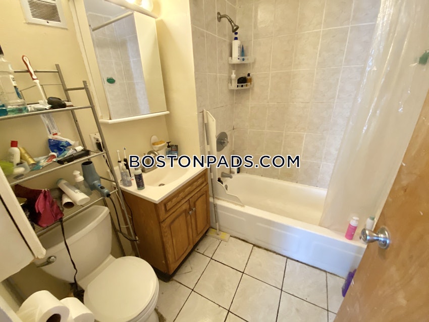 BOSTON - NORTHEASTERN/SYMPHONY - 3 Beds, 1 Bath - Image 23