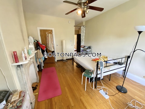 Hammond St. Roxbury Crossing photo 11