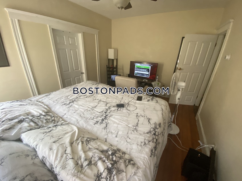 BOSTON - LOWER ALLSTON - 3 Beds, 1 Bath - Image 9