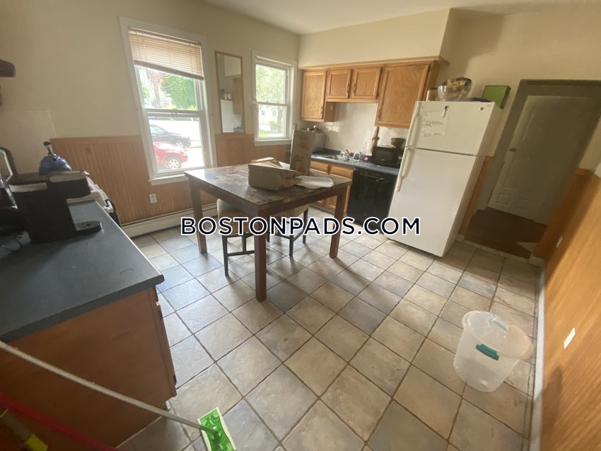 BOSTON - LOWER ALLSTON - 3 Beds, 1 Bath - Image 3