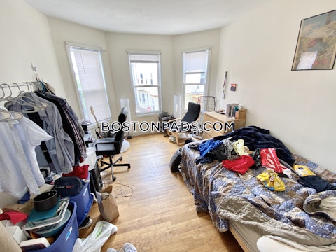 Parker St. Roxbury Crossing photo 43