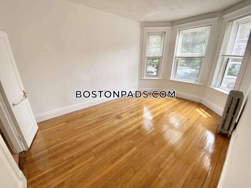 BOSTON - FENWAY/KENMORE - 1 Bed, 1 Bath - Image 14