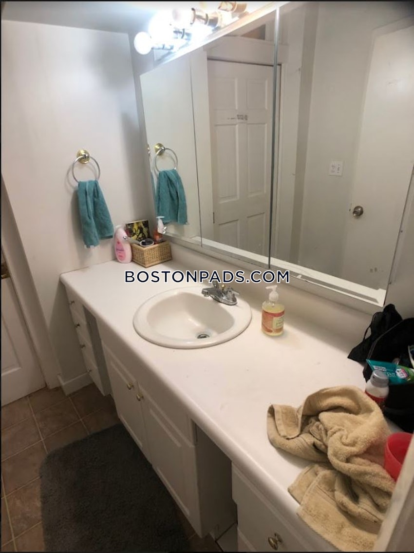 BOSTON - BACK BAY - 6 Beds, 2 Baths - Image 27