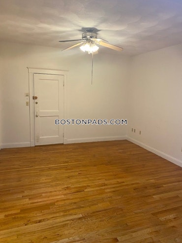 Boston - 4 Beds, 2 Baths