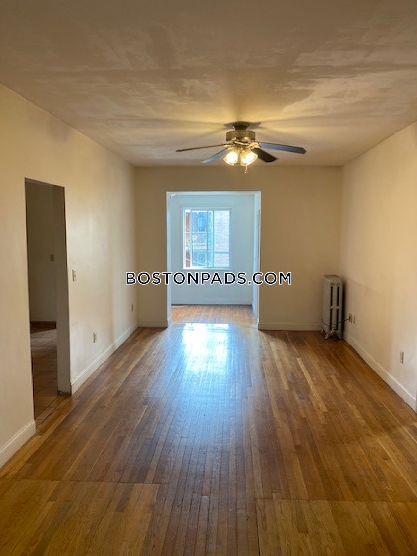 BOSTON - BRIGHTON - CLEVELAND CIRCLE - 4 Beds, 2 Baths - Image 11