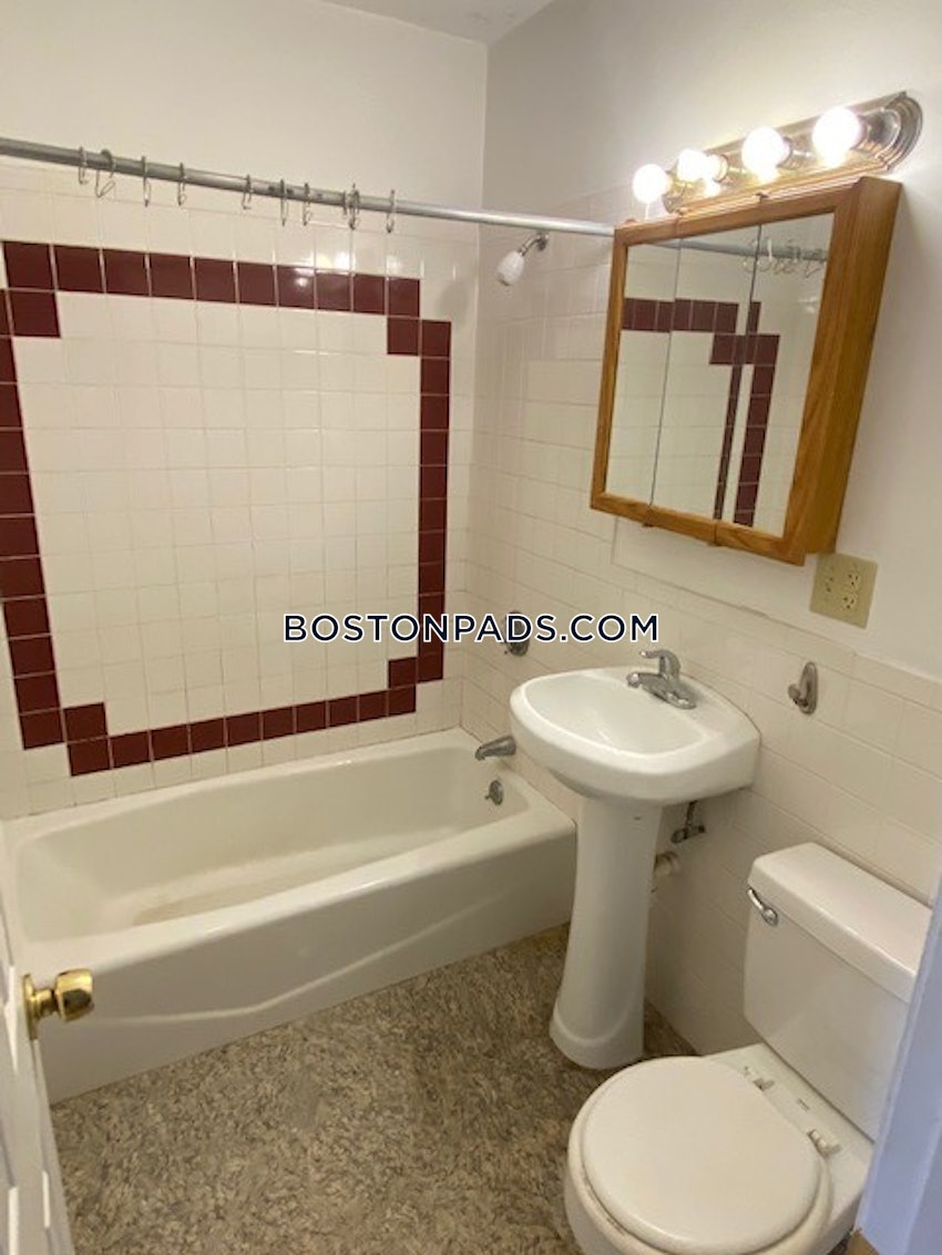 BOSTON - BRIGHTON - CLEVELAND CIRCLE - 4 Beds, 2 Baths - Image 15