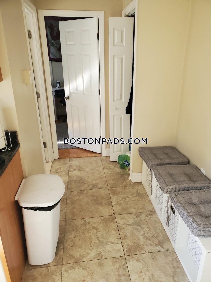 BOSTON - NORTH END - 1 Bed, 1 Bath - Image 27