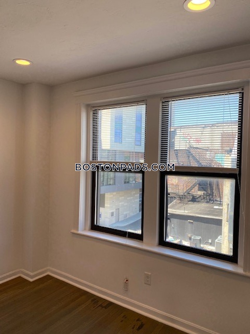 BOSTON - FENWAY/KENMORE - 2 Beds, 1 Bath - Image 9