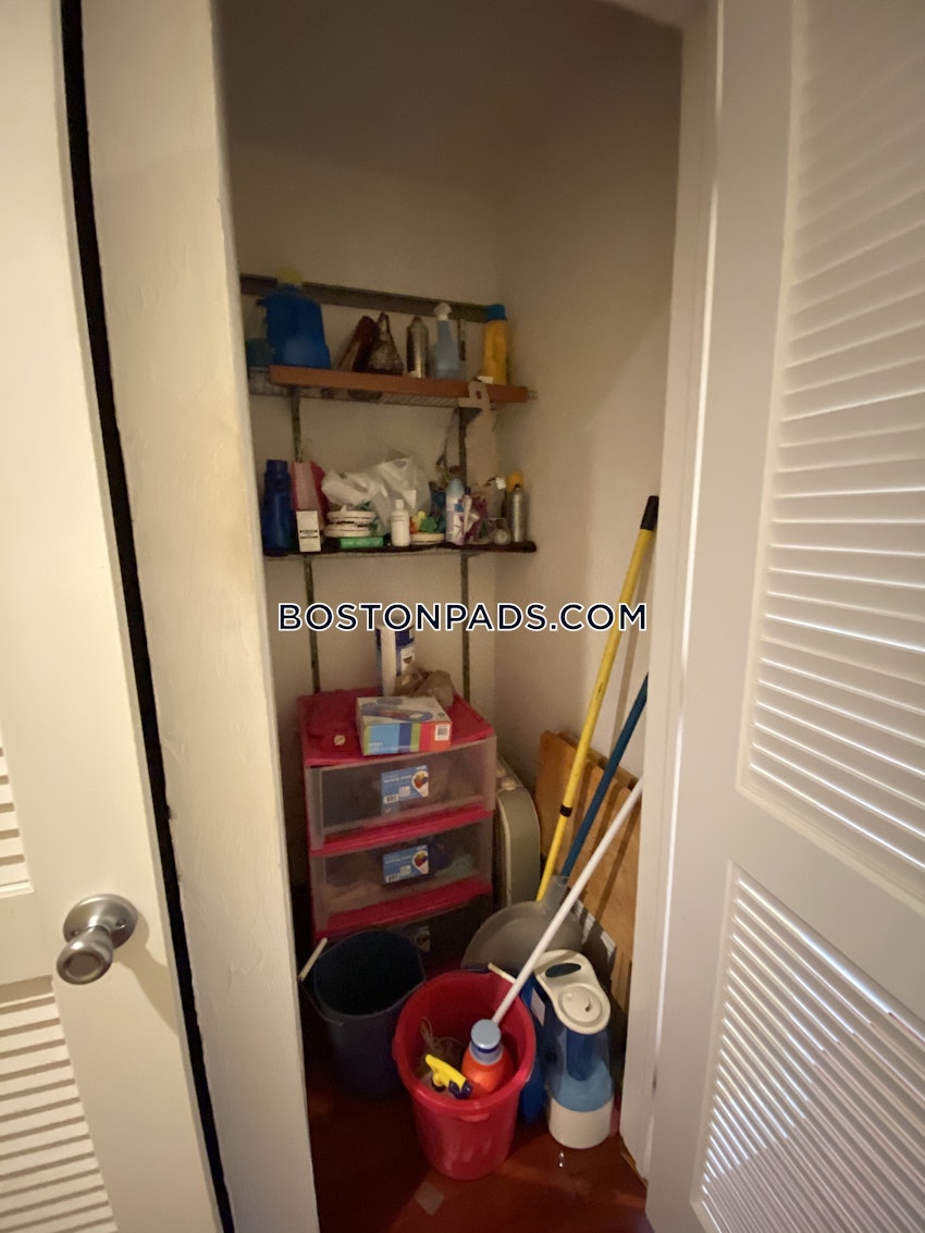 BOSTON - ROXBURY - 3 Beds, 2 Baths - Image 8