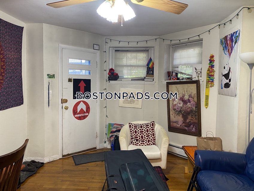Boston - $3,300+ /month
