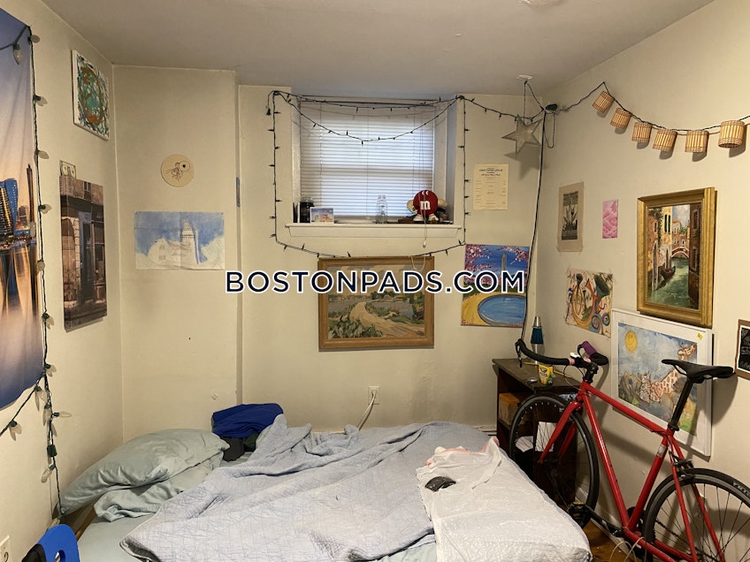 Boston - $3,300+ /month