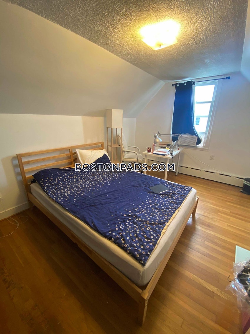 Boston - $4,500+ /month