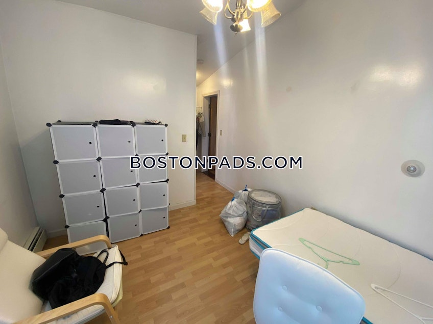 Boston - $4,500+ /month
