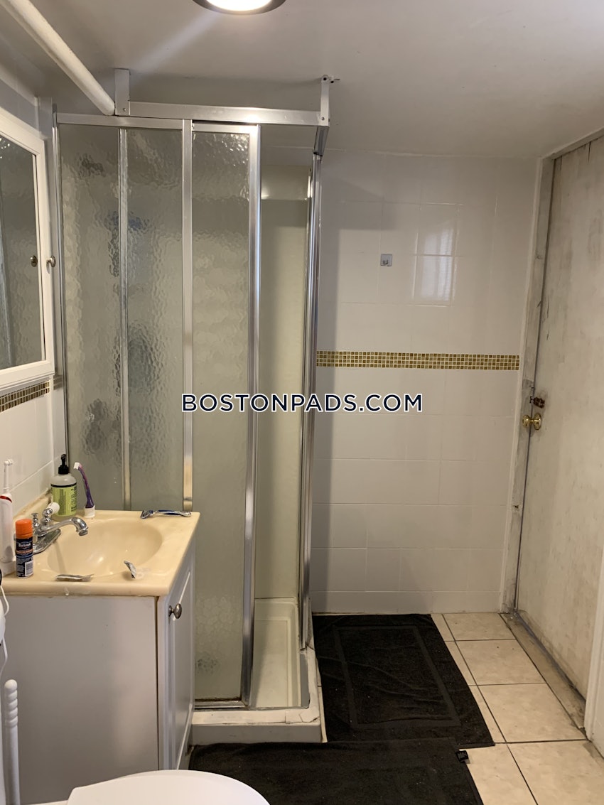 BOSTON - BAY VILLAGE - 1 Bed, 1 Bath - Image 20