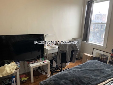 Boston - 2 Beds, 1 Baths