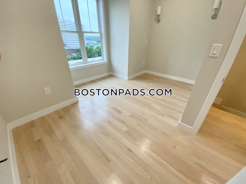 BOSTON - MISSION HILL - 2 Beds, 1.5 Baths - Image 10