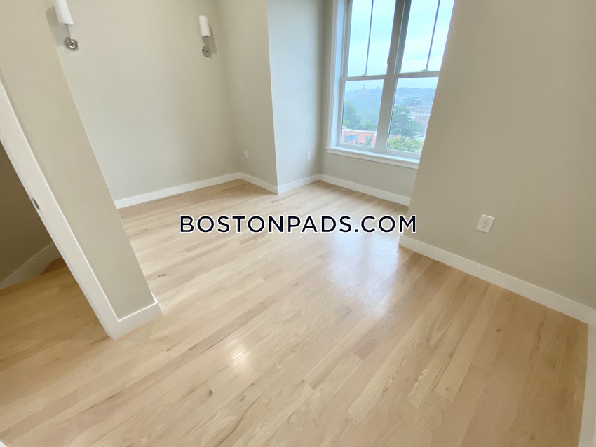 BOSTON - MISSION HILL - 2 Beds, 1.5 Baths - Image 10