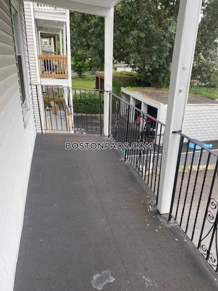 Conwell Ave., Somerville