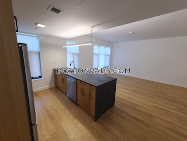 Boston - 2 Beds, 2 Baths