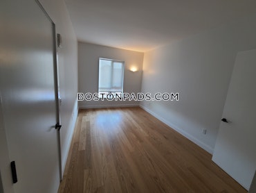 Boston - 2 Beds, 2 Baths