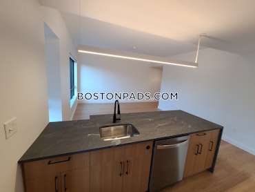 Boston - 2 Beds, 2 Baths