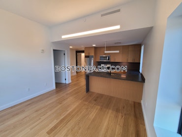 Boston - 2 Beds, 2 Baths