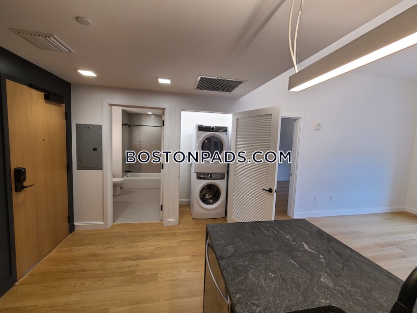 BOSTON - ALLSTON - 2 Beds, 2 Baths - Image 19