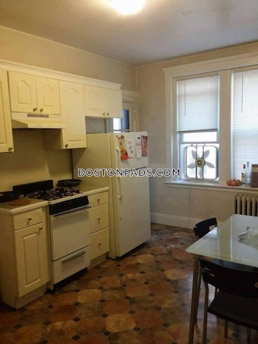 Boston - 2 Beds, 1 Baths