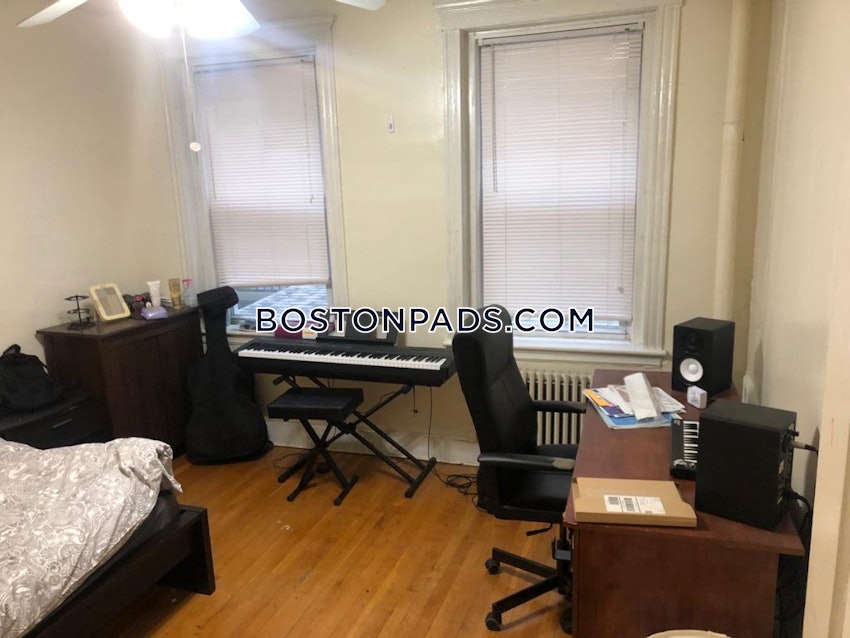 BOSTON - BRIGHTON - CLEVELAND CIRCLE - 2 Beds, 1 Bath - Image 7