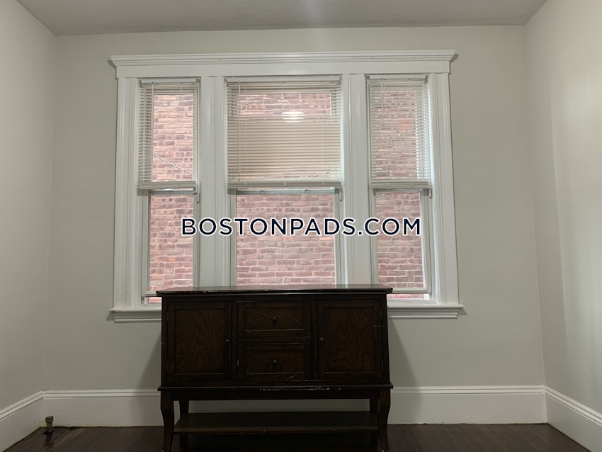 BOSTON - BRIGHTON - CLEVELAND CIRCLE - 3 Beds, 1 Bath - Image 65