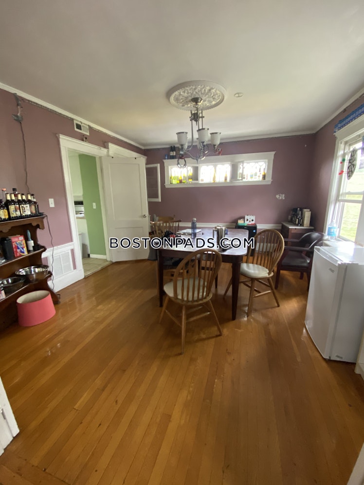 Commonwealth Ave., Newton