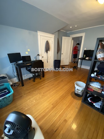 Commonwealth Ave. Newton