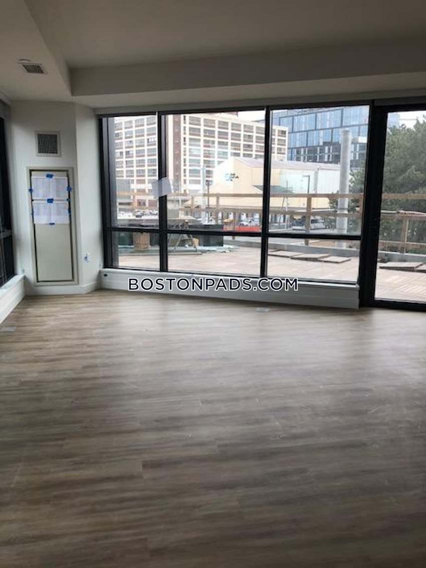 BOSTON - SEAPORT/WATERFRONT - 2 Beds, 1 Bath - Image 18