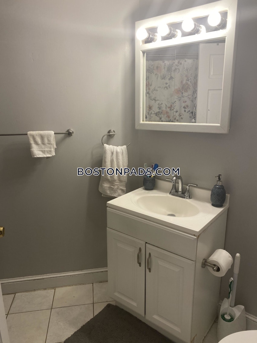 BOSTON - DORCHESTER - ASHMONT - 4 Beds, 1 Bath - Image 15