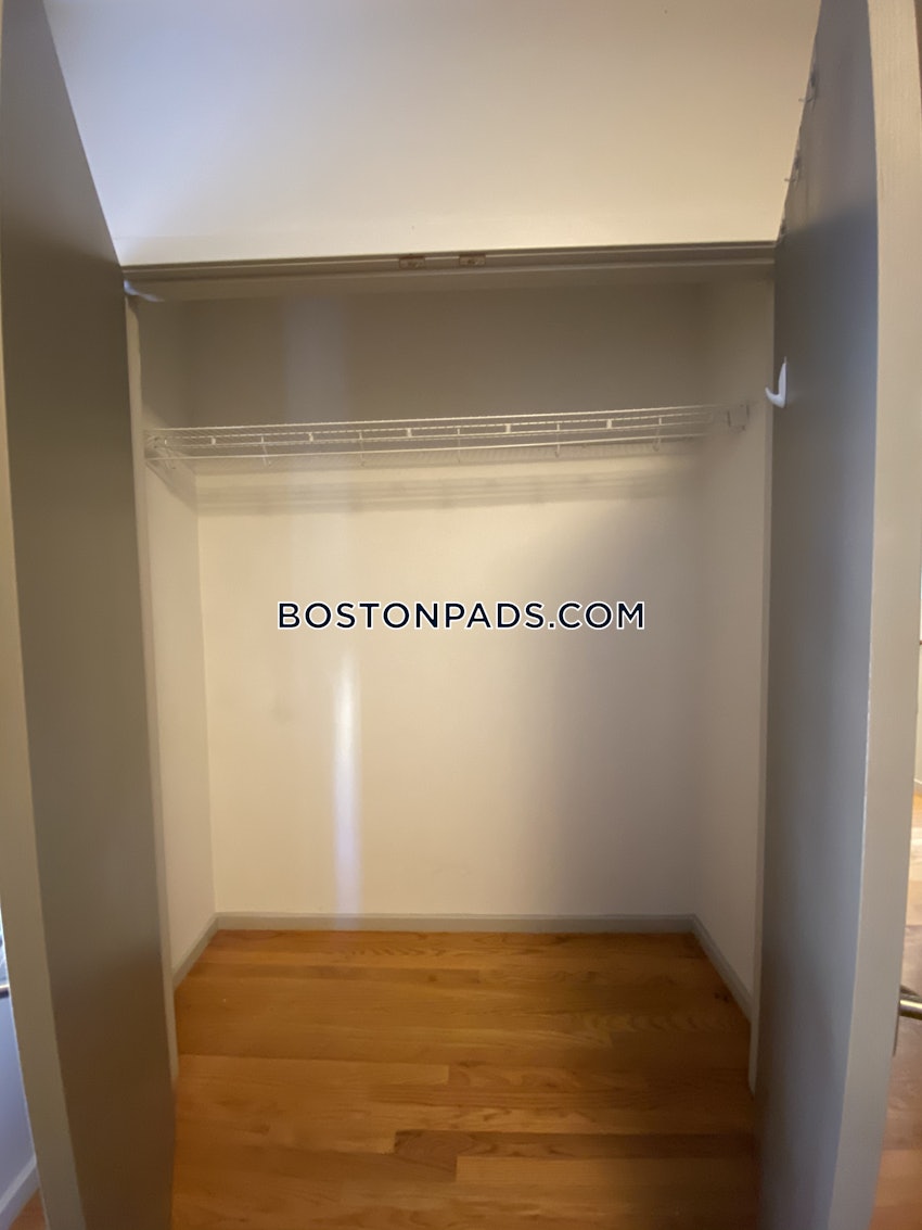 BOSTON - ALLSTON - 5 Beds, 2.5 Baths - Image 18