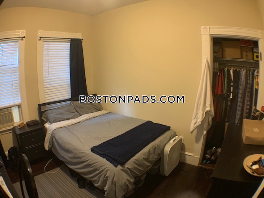 BOSTON - JAMAICA PLAIN - STONY BROOK - 3 Beds, 1 Bath - Image 7