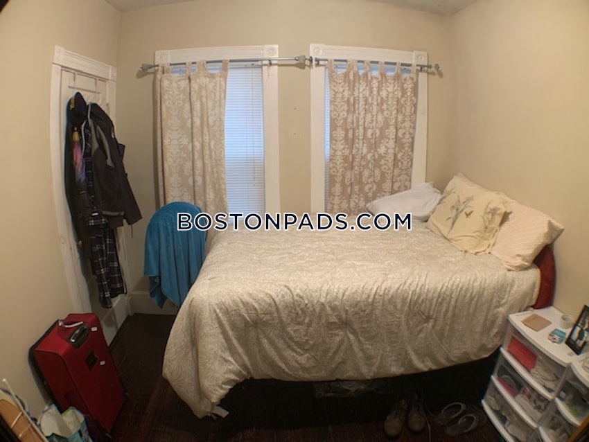 BOSTON - JAMAICA PLAIN - STONY BROOK - 3 Beds, 1 Bath - Image 8