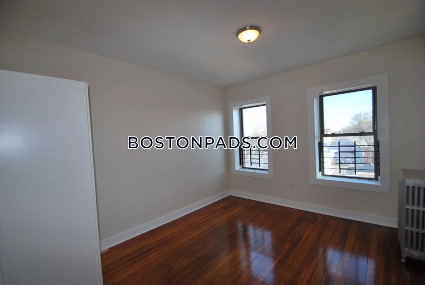 BOSTON - DORCHESTER - UPHAMS CORNER - 3 Beds, 1 Bath - Image 2