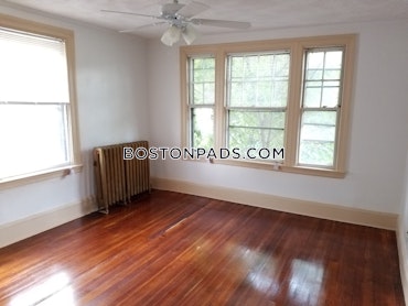 Boston - 5 Beds, 2 Baths