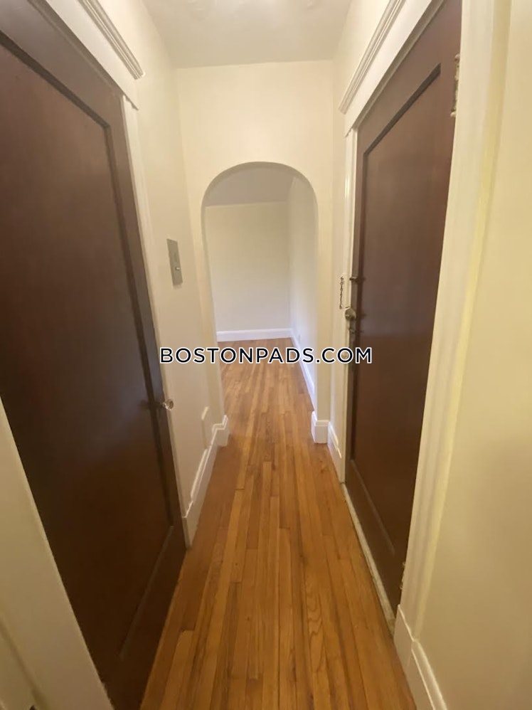 Pleasant St., Malden