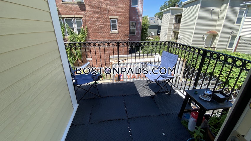 SOMERVILLE - UNION SQUARE - 5 Beds, 2 Baths - Image 10