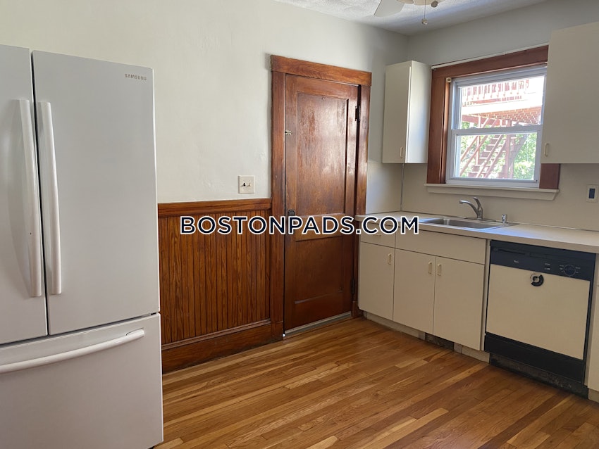 MEDFORD - MAGOUN SQUARE - 4 Beds, 2 Baths - Image 1