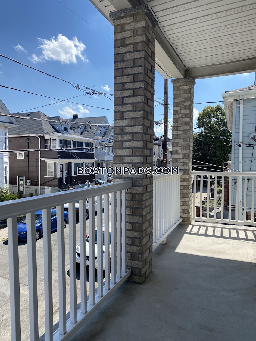 MEDFORD - MAGOUN SQUARE - 4 Beds, 2 Baths - Image 16