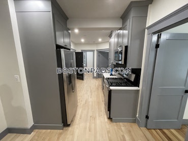 Boston - 4 Beds, 2 Baths