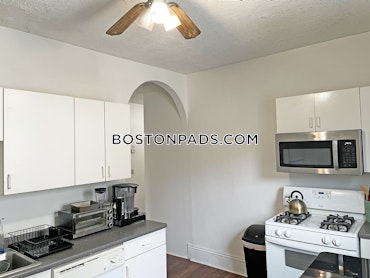 Boston - 6 Beds, 2 Baths