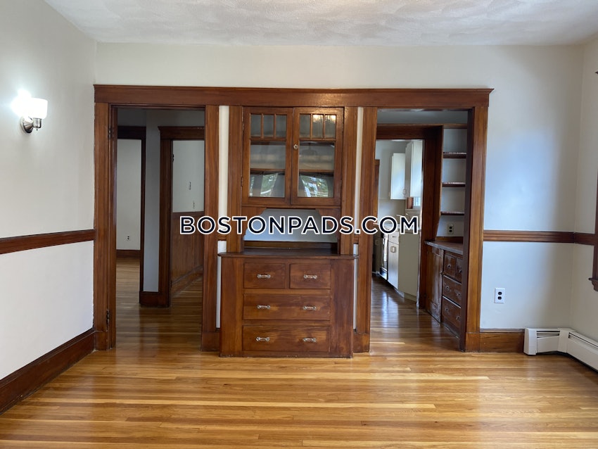 MEDFORD - MAGOUN SQUARE - 4 Beds, 2 Baths - Image 11