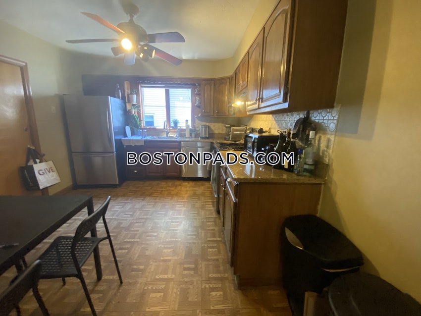 BOSTON - MISSION HILL - 3 Beds, 1 Bath - Image 21